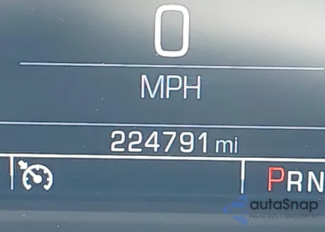 2014 Chevrolet Silverado 1500 1Lt из США, поврежденный, VIN 1GCRCREC5EZ158102